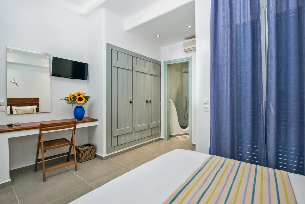 Petini'S Place Fira  Ngoại thất bức ảnh