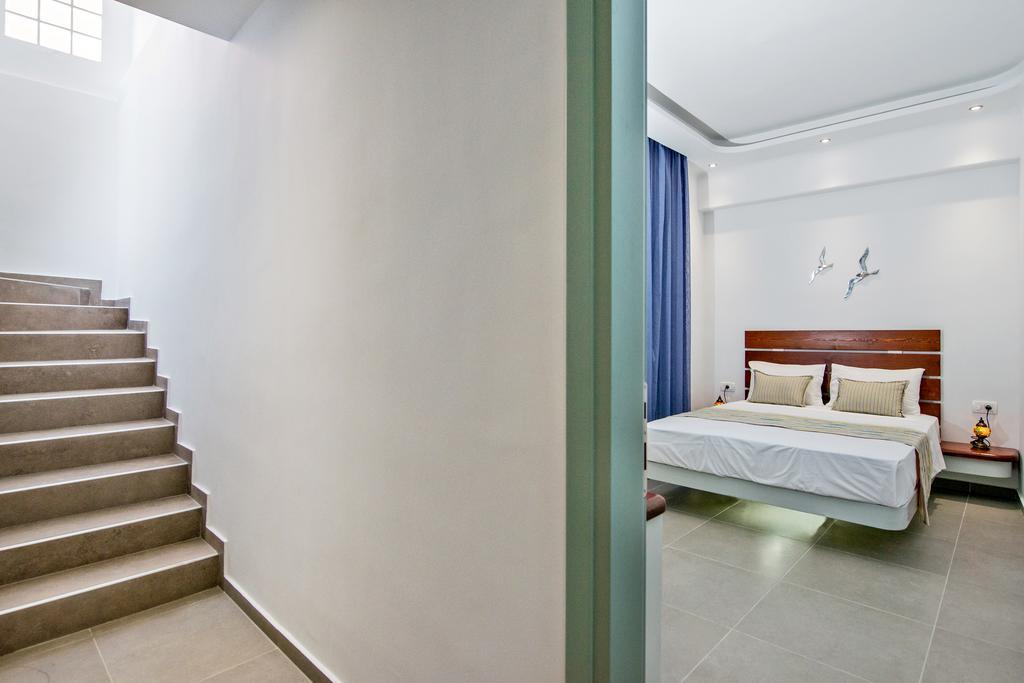 Petini'S Place Fira  Ngoại thất bức ảnh