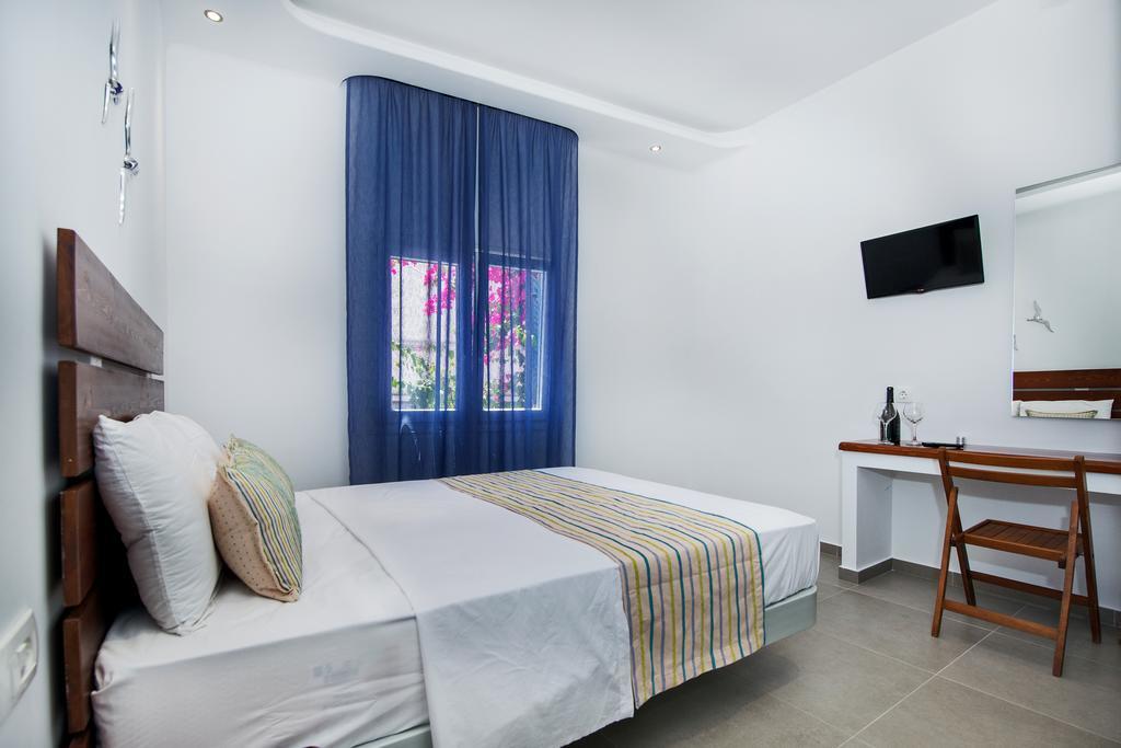 Petini'S Place Fira  Ngoại thất bức ảnh